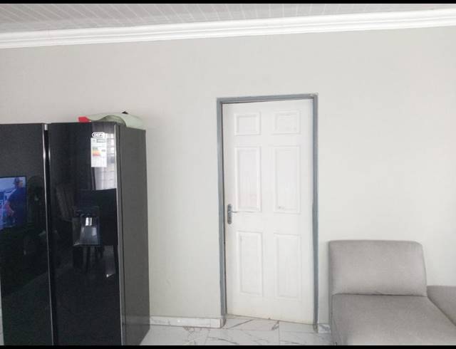 4 BEDROOM HOUSE FOR SALE IN NELLMAPIUS